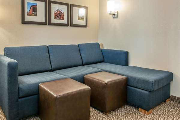  - Comfort Suites Rensselaer