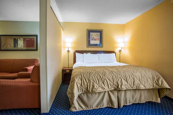  - Clarion Inn Merrillville - I-65, Exit 253