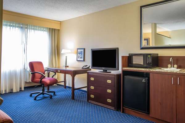  - Clarion Inn Merrillville - I-65, Exit 253