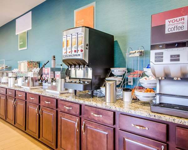 Amenities - Comfort Inn Ferdinand