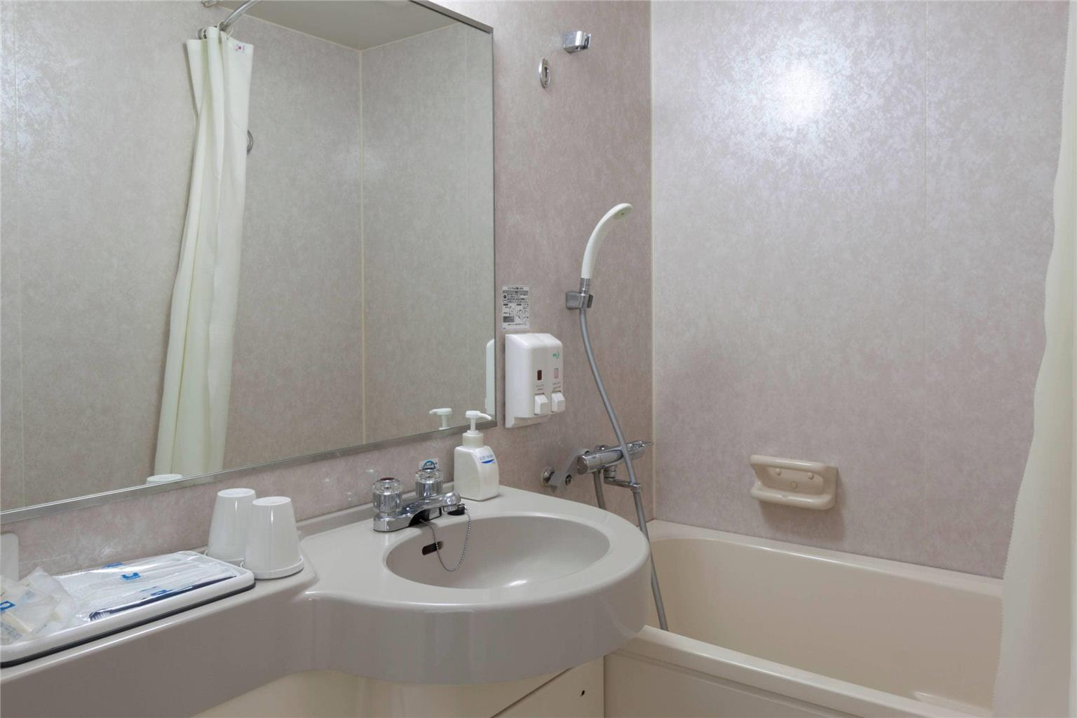 COMFORT HOTEL TENDO-guestroom-Guest Room,Bathroom,On-Site.jpg
