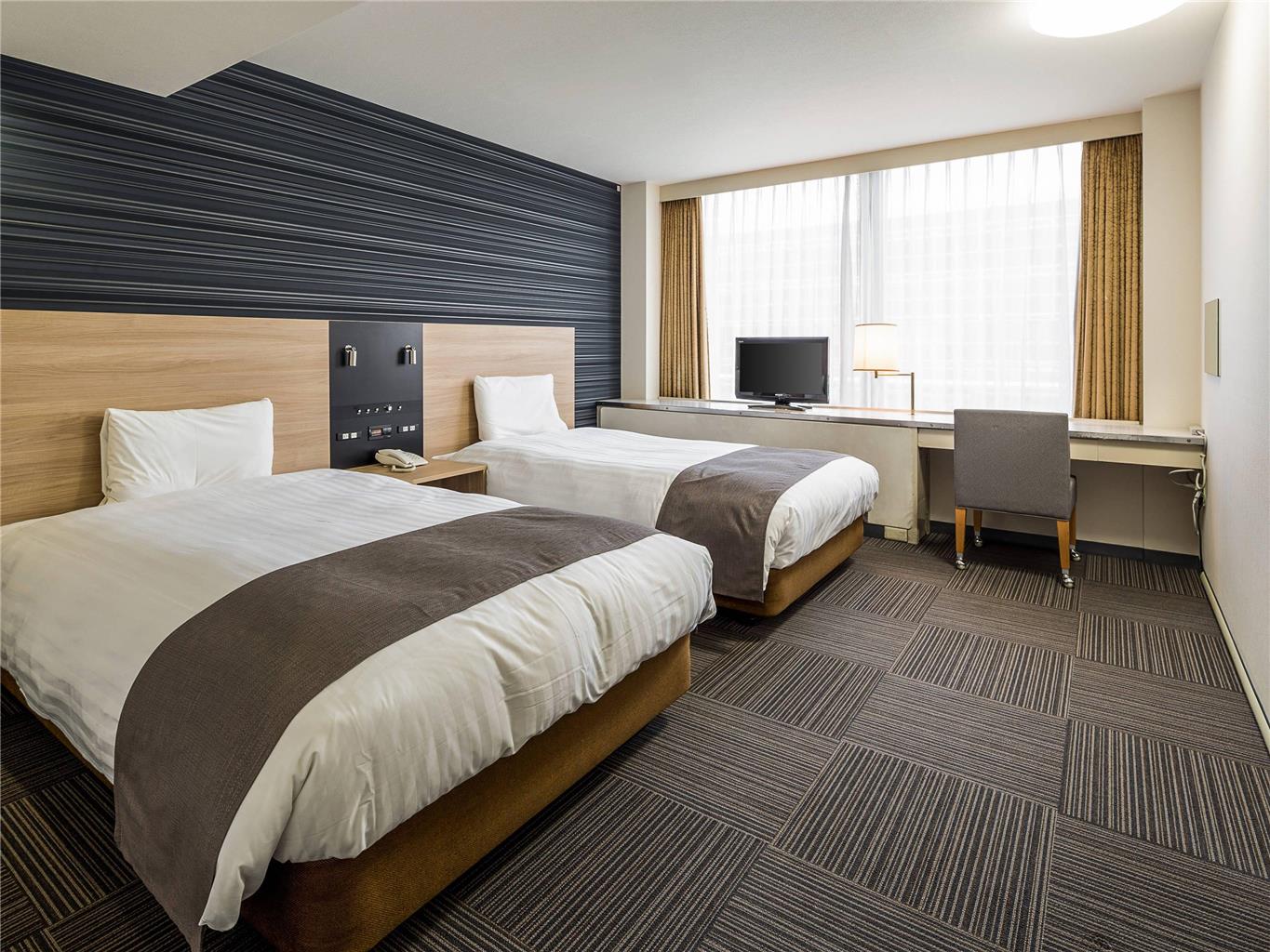 COMFORT HOTEL HAKATA-guestroom-Guest Room,On-Site.jpg