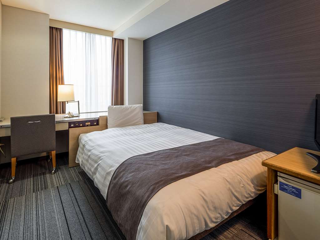 COMFORT HOTEL HAKATA-guestroom-Guest Room,On-Site.jpg