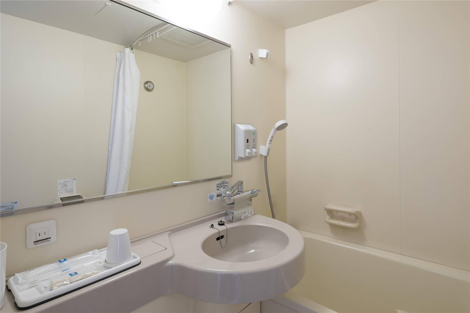 COMFORT HOTEL YAMAGATA-guestroom-Guest Room,Bathroom,On-Site.jpg