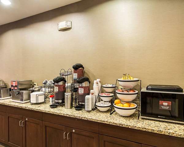 Amenities - Comfort Inn East Wichita - I-35, Exit 50