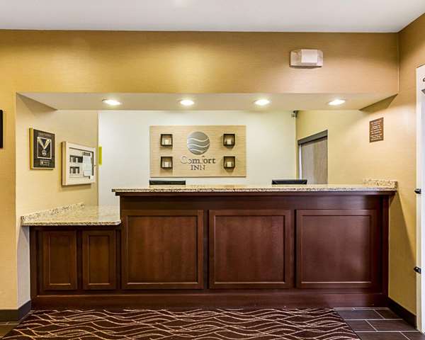  - Comfort Inn East Wichita - I-35, Exit 50