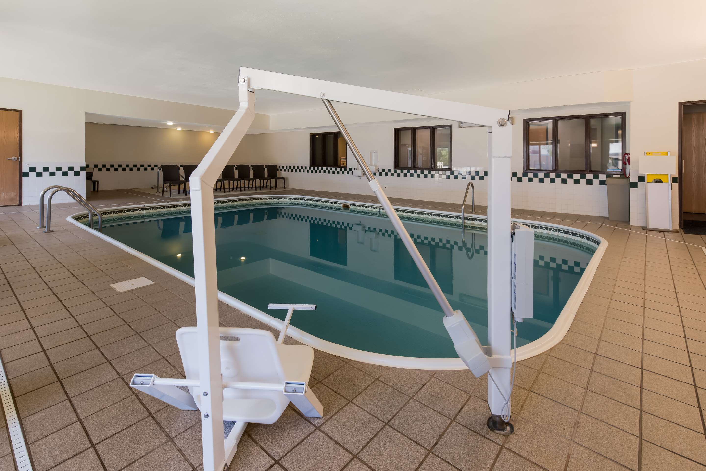 Indoor pool | Comfort Inn East