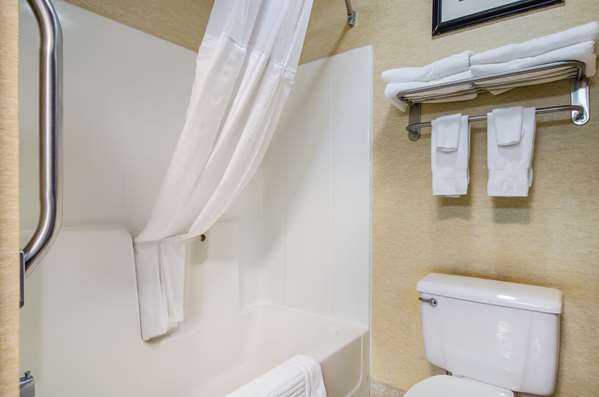  - Quality Inn Goodland - I-70, Exit 17