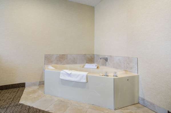 Suite - Quality Inn Goodland - I-70, Exit 17