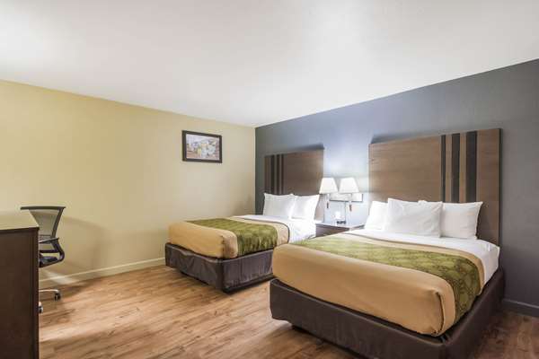 Suite - Econo Lodge Inn & Suites Overland Park