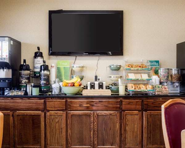 Amenities - Quality Inn Topeka - I-470, Exit 1B
