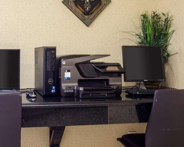 Conference Area - Quality Inn Topeka - I-470, Exit 1B