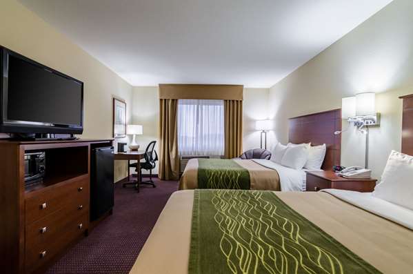  - Comfort Inn Colby - I-70, Exit 53