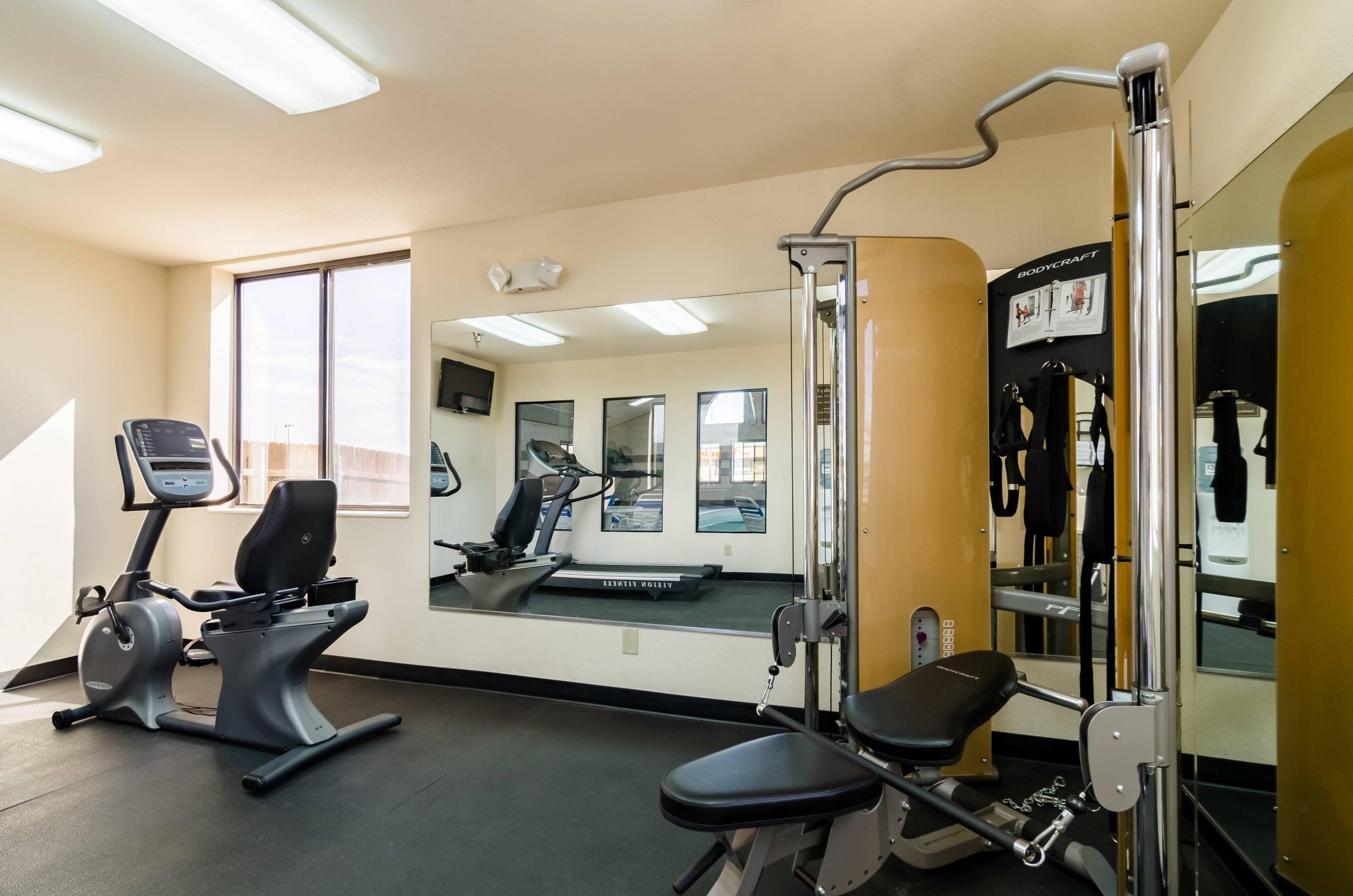 Workout room | Comfort Inn Colby