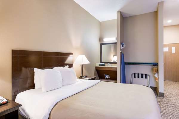  - Quality Inn Kansas Speedway Kansas City - I-70, Exit 414