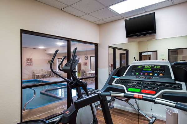 Fitness/ Exercise Room - Quality Inn Kansas Speedway Kansas City - I-70, Exit 414