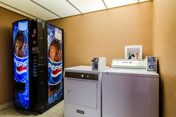 Amenities - Quality Inn Manhattan