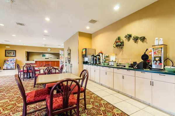 Amenities - Quality Inn Manhattan