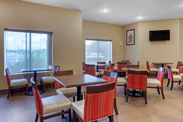 Amenities - Comfort Inn & Suites Pittsburg