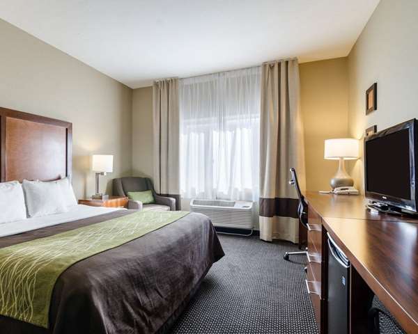  - Comfort Inn Garden City