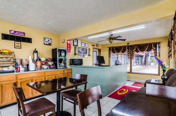 Amenities - Econo Lodge Winfield