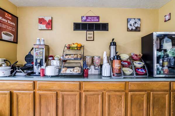 Amenities - Econo Lodge Winfield