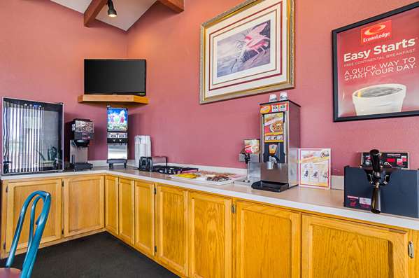 Amenities - Econo Lodge WaKeeney