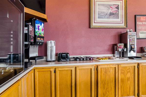 Amenities - Econo Lodge WaKeeney