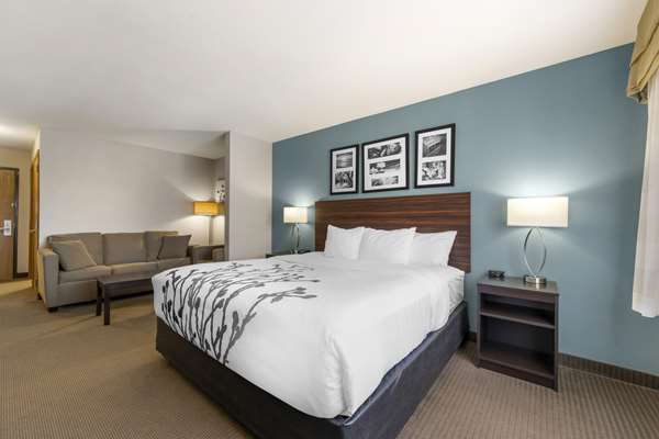 Suite - Sleep Inn & Suites Hays - I-70, Exit 159
