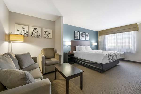 Suite - Sleep Inn & Suites Hays - I-70, Exit 159