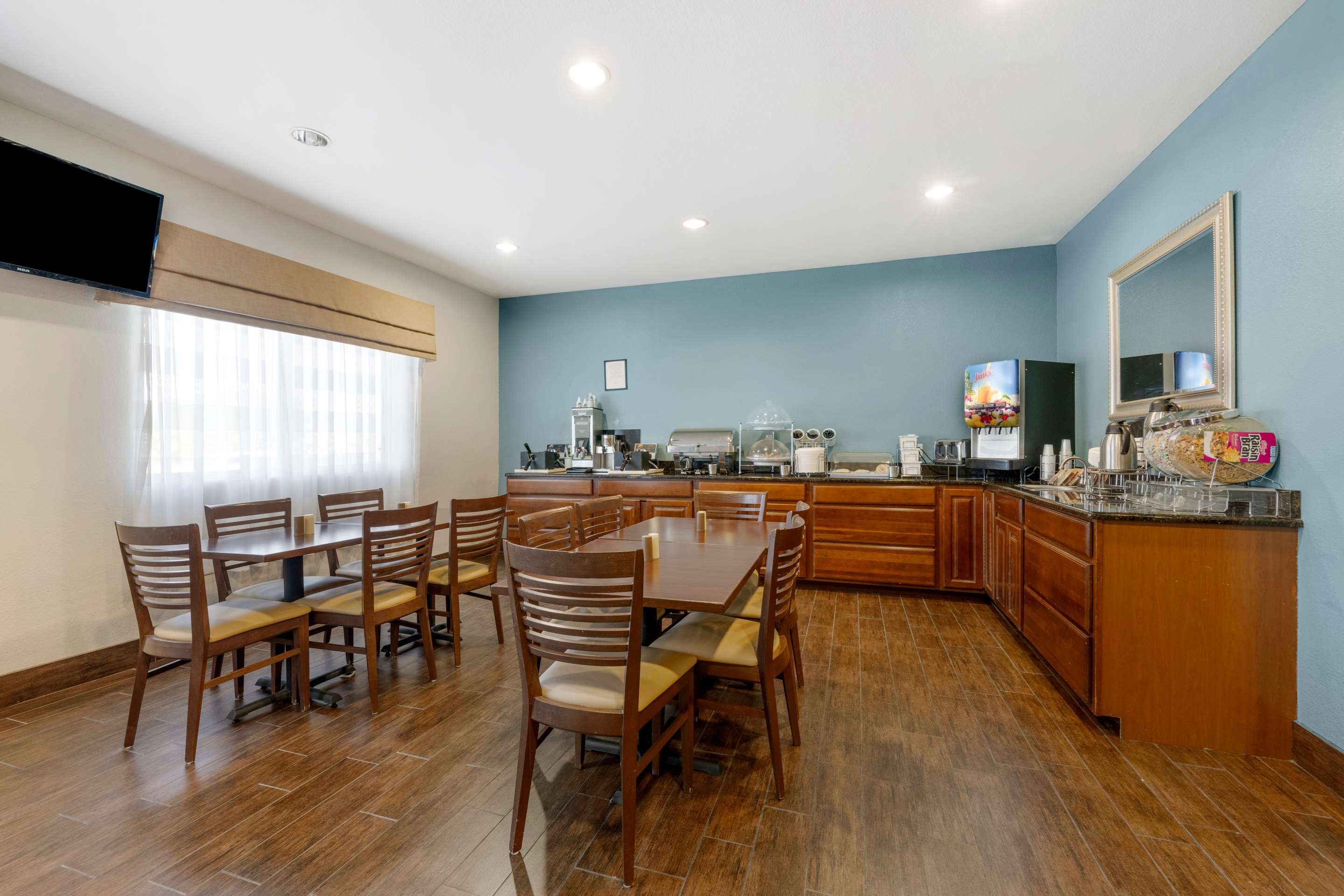 Spacious breakfast area | Sleep Inn & Suites Hays I-70