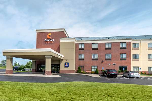 Exterior view - Comfort Suites Kansas City - I-435, Exit 15