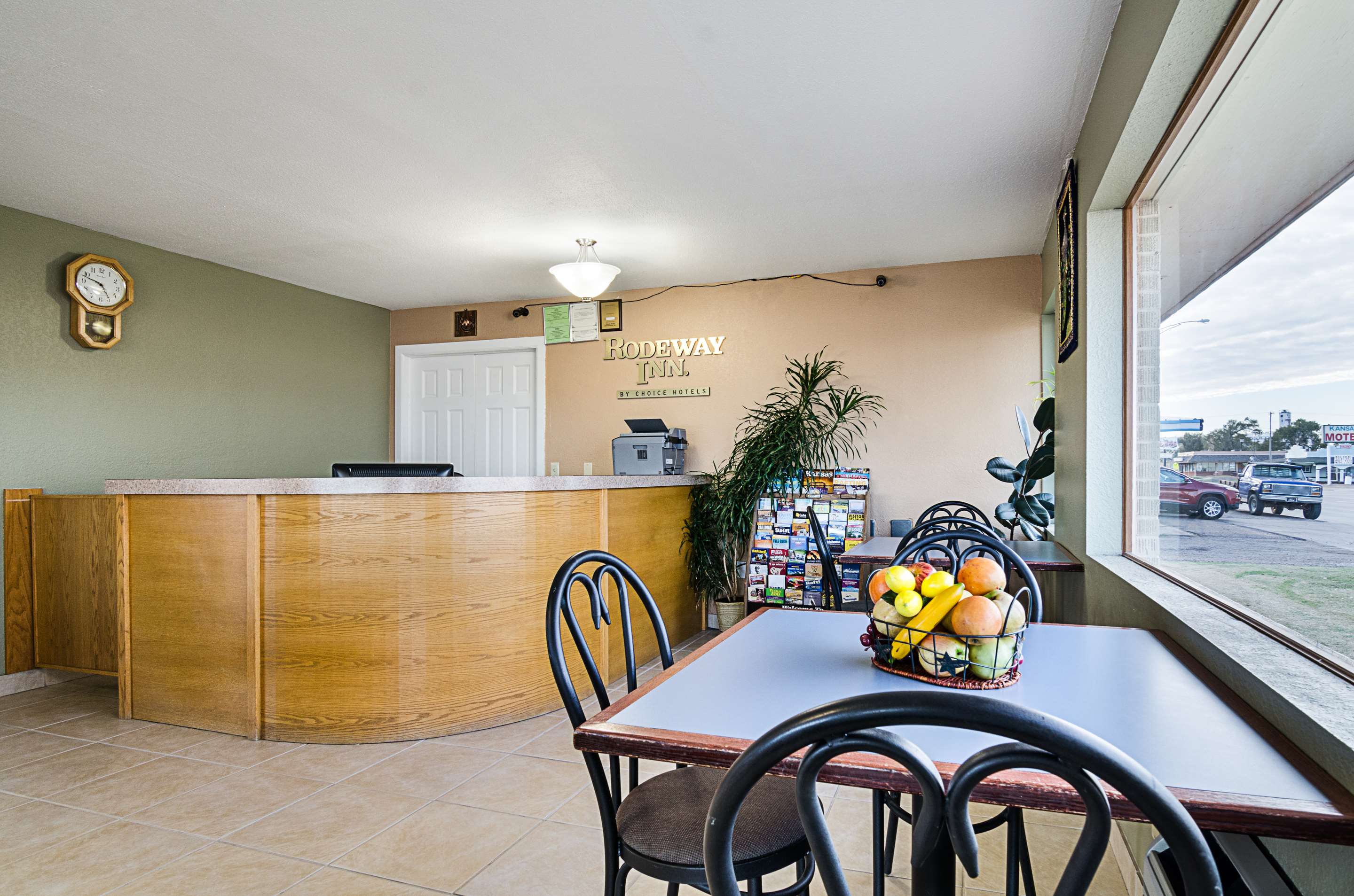 Breakfast in lobby area | Rodeway Inn