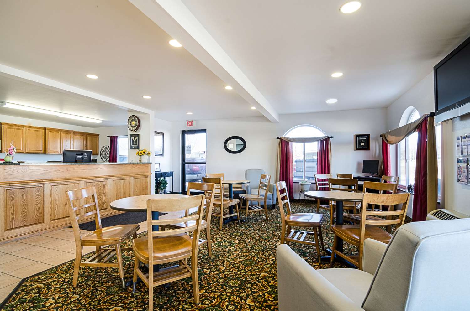 Rodeway Inn Larned, KS See Discounts