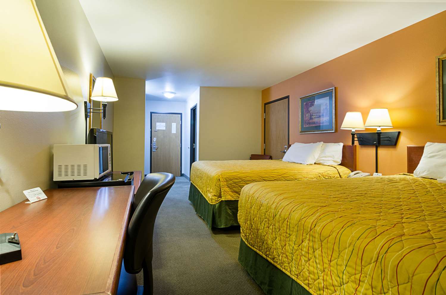 Rodeway Inn Larned, KS See Discounts