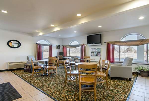 Amenities - Rodeway Inn Larned