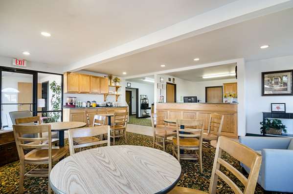 Amenities - Rodeway Inn Larned