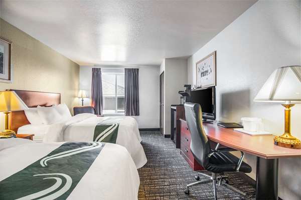  - Quality Inn Parsons