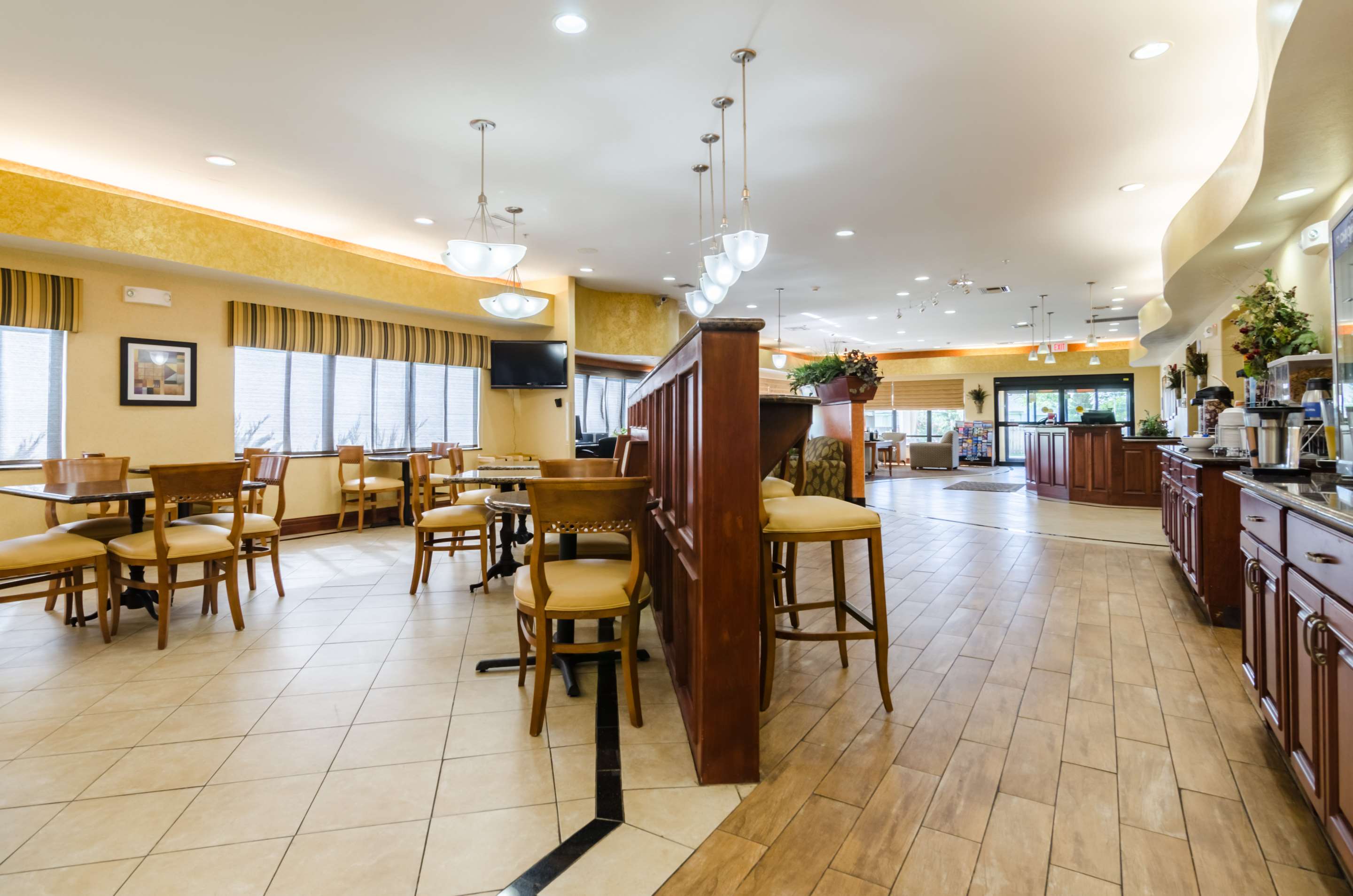 Breakfast area