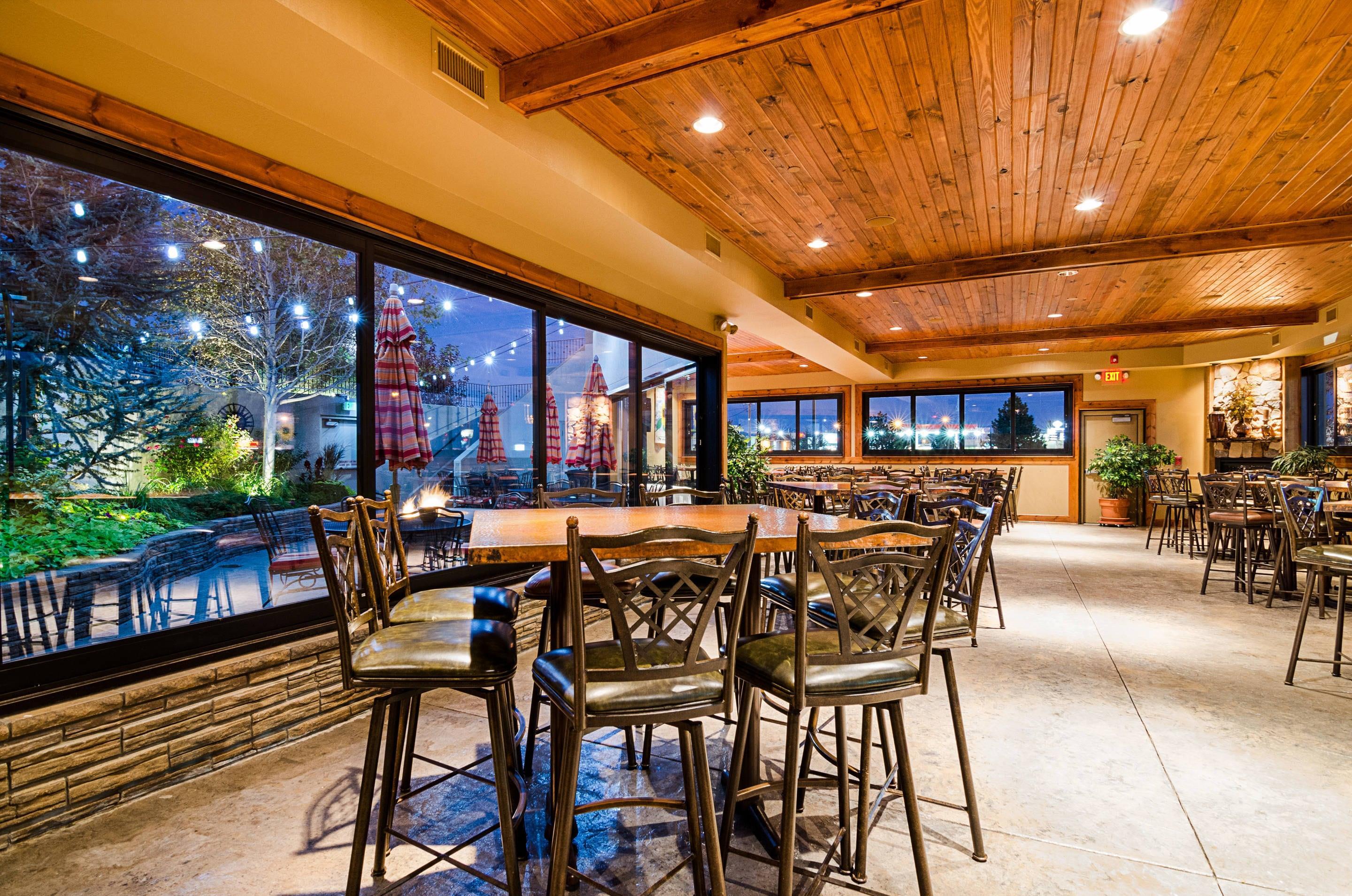 Garden Terrace | Clarion Inn