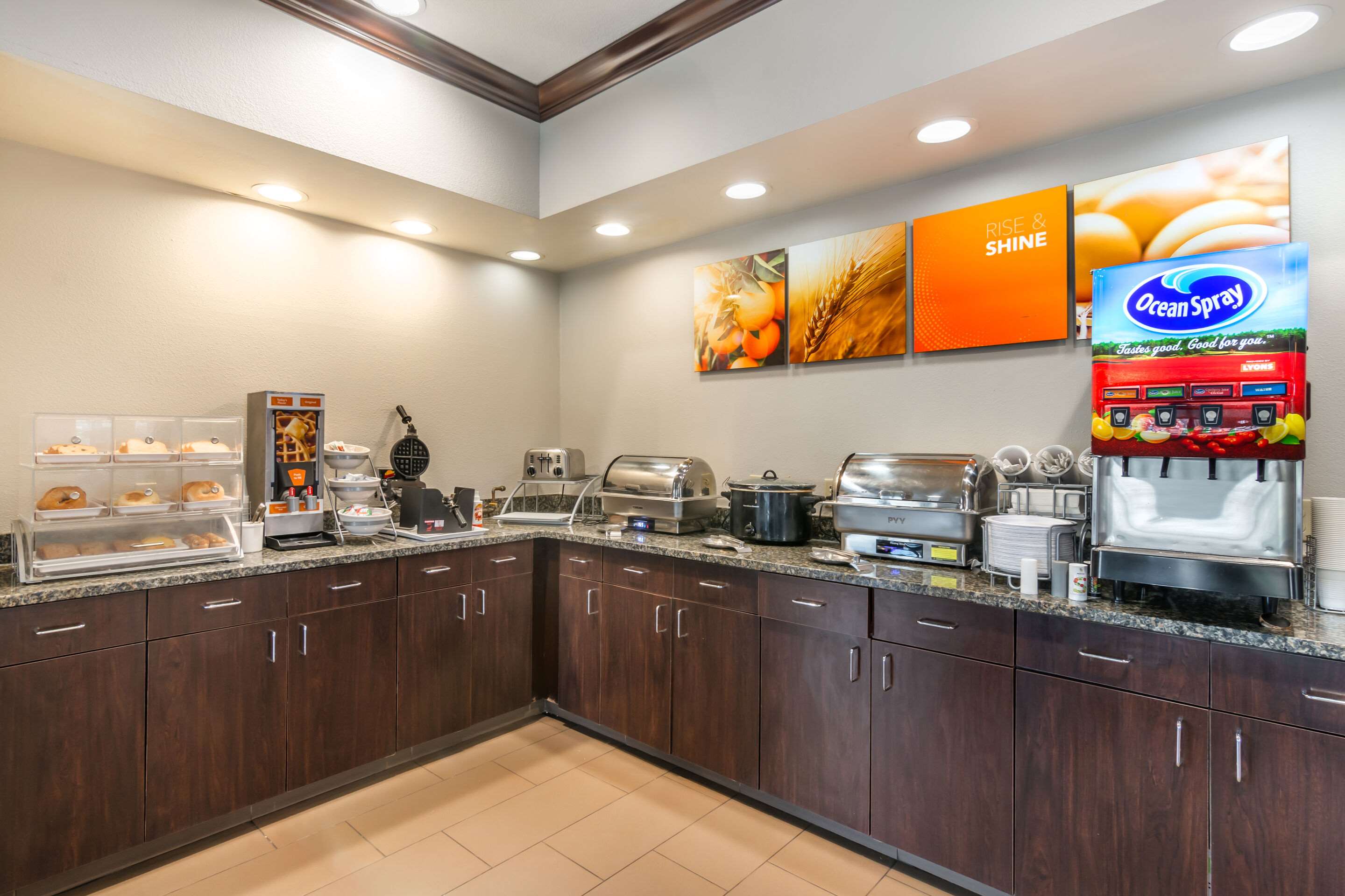 Assorted breakfast items | Comfort Suites Manhattan