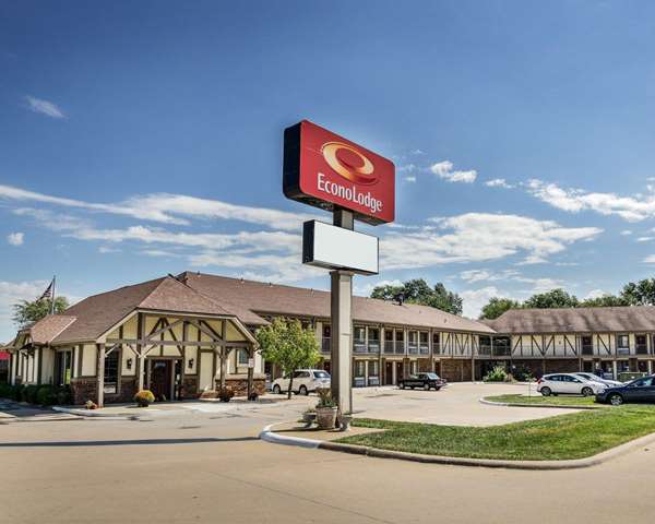 Exterior view - Econo Lodge Lawrence