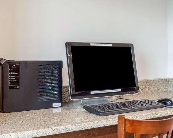 Conference Area - Econo Lodge Lawrence