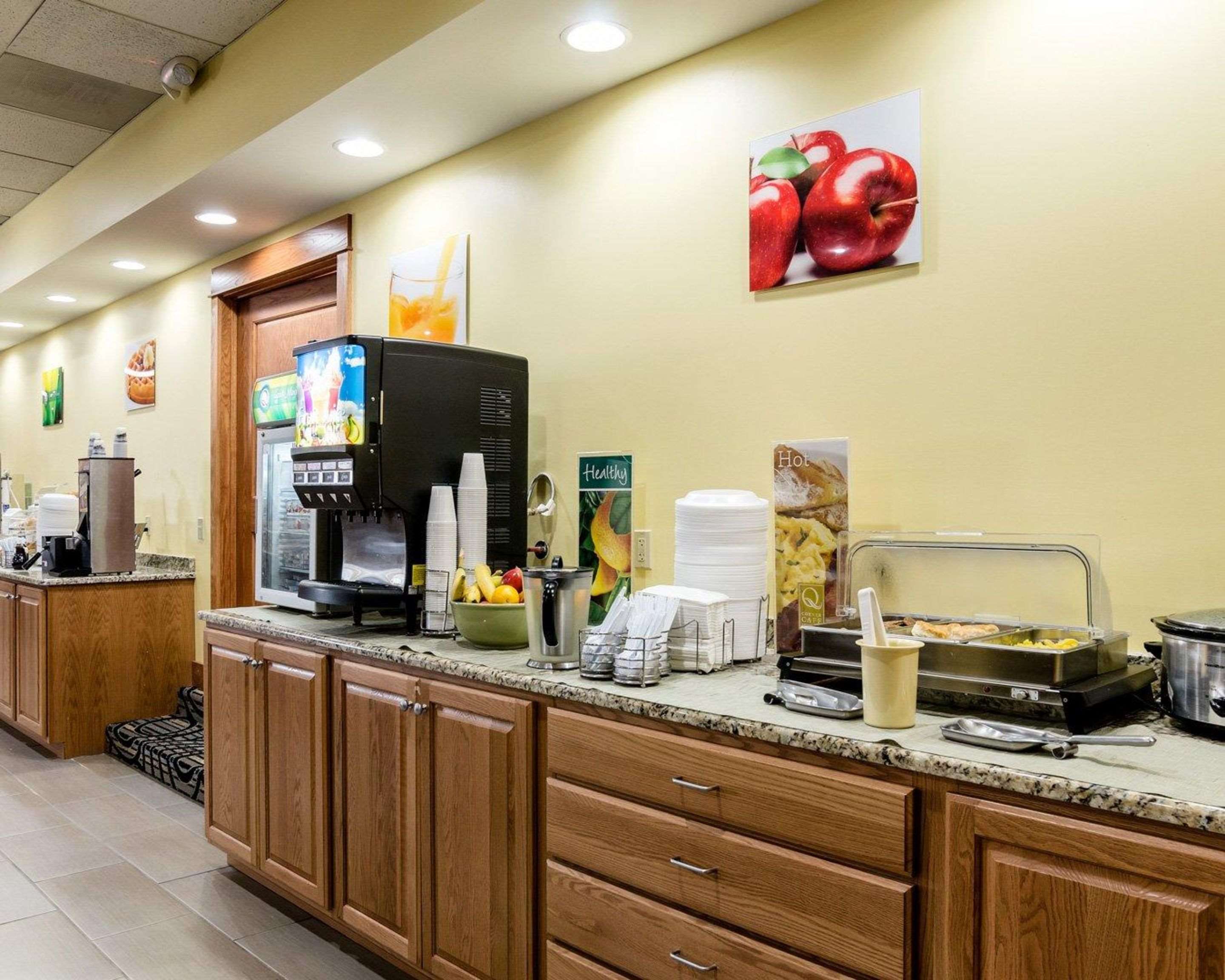 Breakfast counter