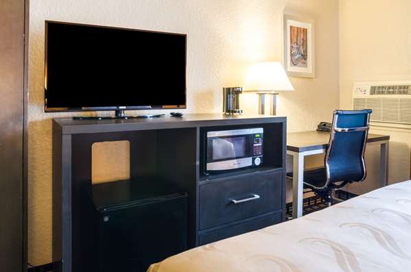  - Quality Inn Great Bend