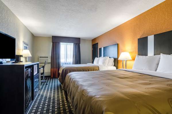 Suite - Quality Inn Great Bend