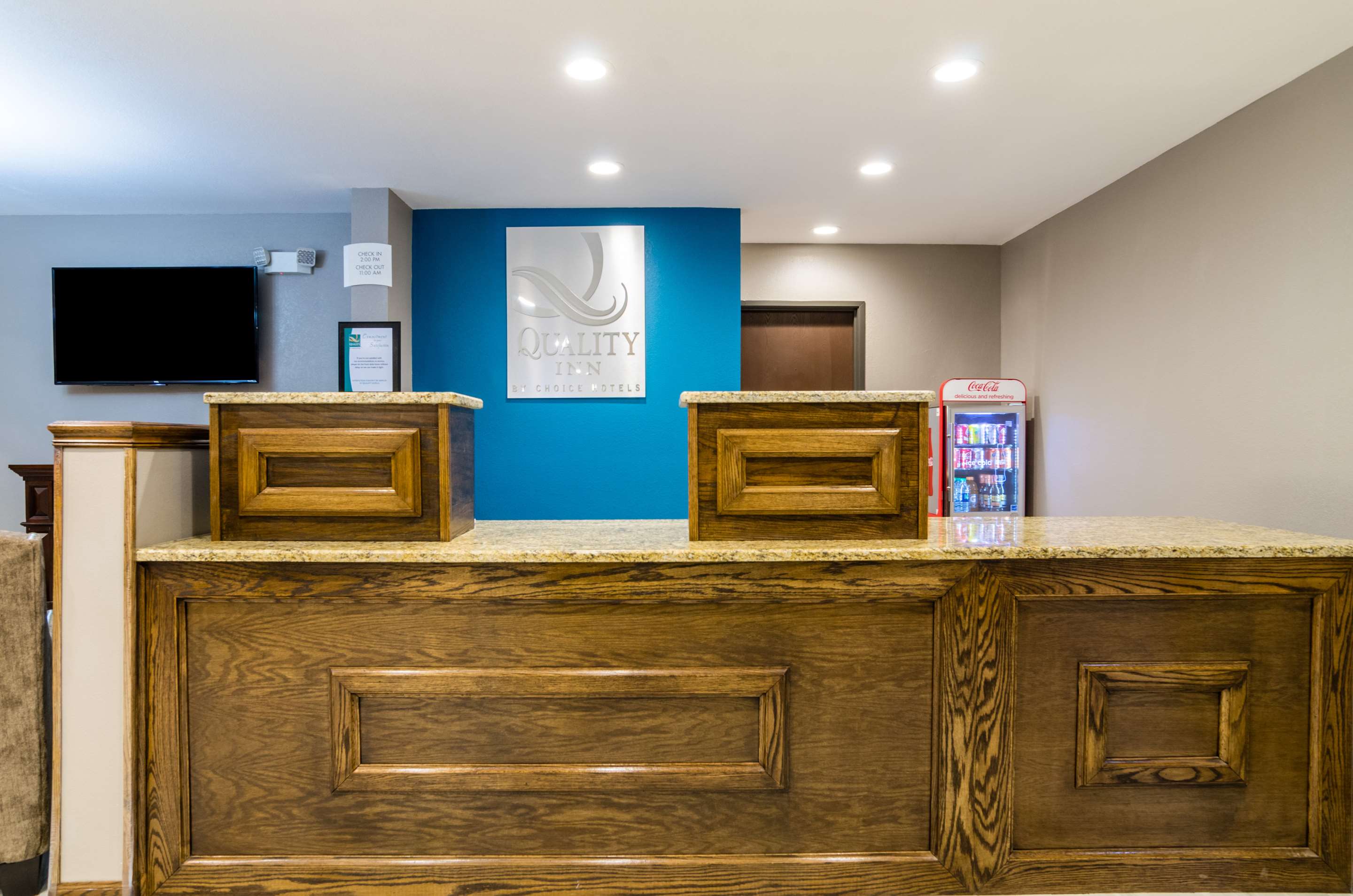 Hotel lobby | Quality Inn Great Bend