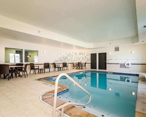 Pool - Sleep Inn & Suites Fort Scott