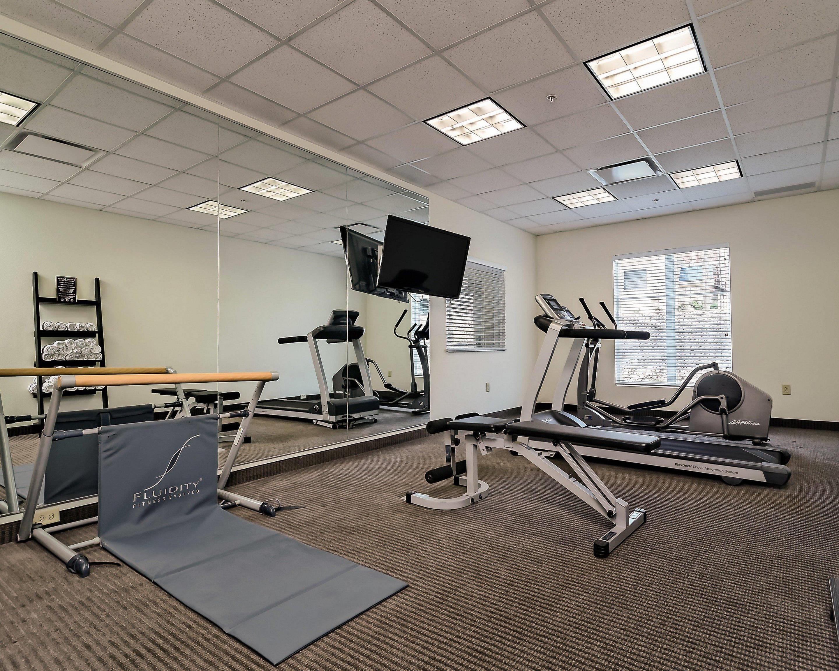 Fitness center | Sleep Inn & Suites Fort Scott