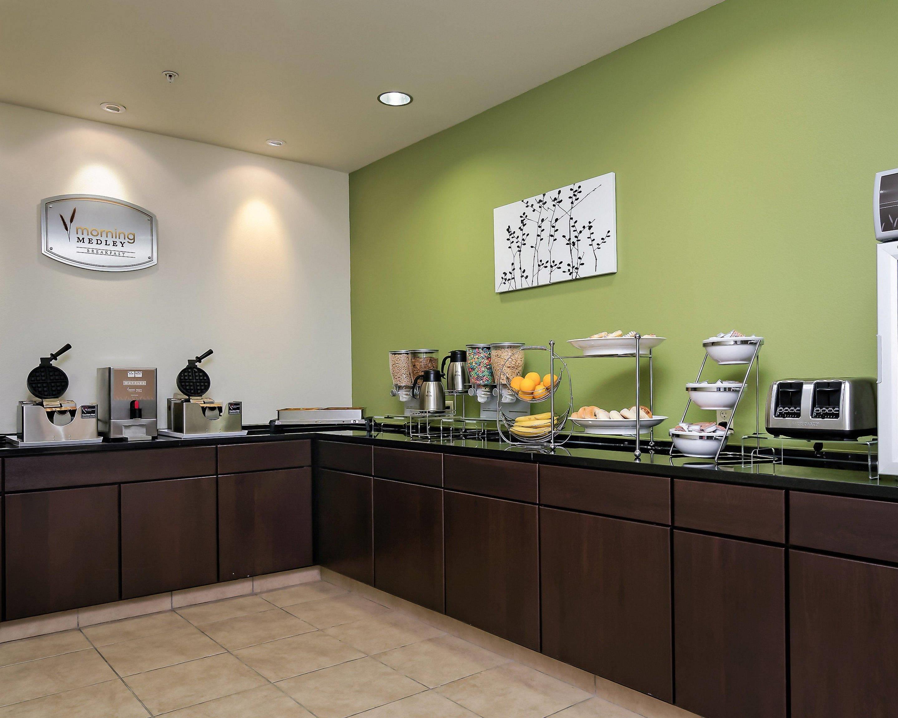 Breakfast counter | Sleep Inn & Suites Fort Scott